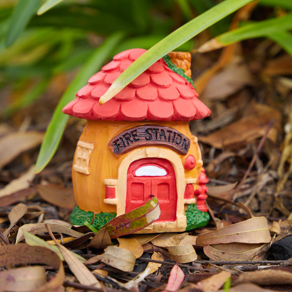 FAIRY VILLAGE FIRE STATION 10CM - 6883 (Box of 4)