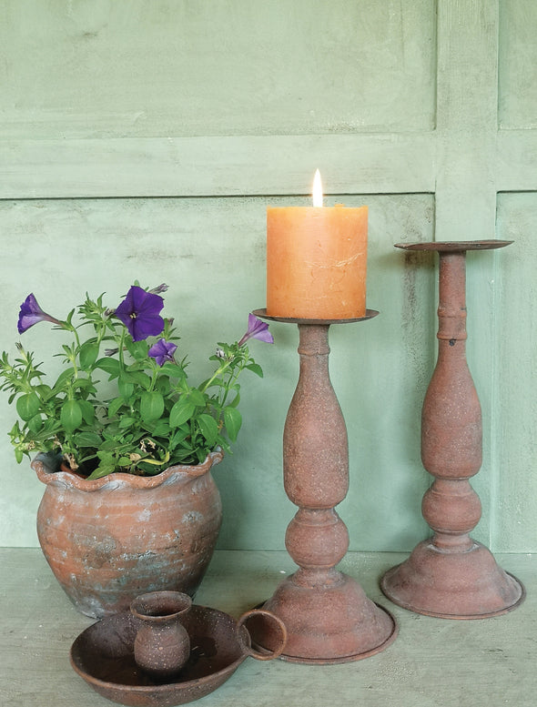 CASA VERDE PILLAR CANDLE HOLDER VINTAGE RUST SMALL 11 X 24CM - CV03073 (Box of 4)