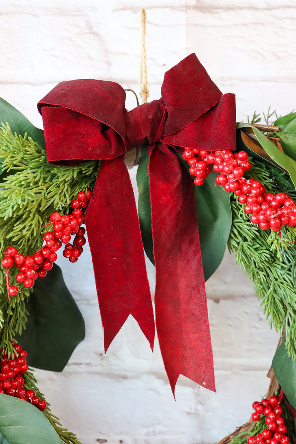 BERRY CEDAR WREATH GREEN RED 40CM - X3441 (Box of 2pcs)