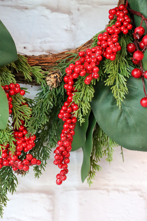 BERRY CEDAR WREATH GREEN RED 40CM - X3441 (Box of 2pcs)